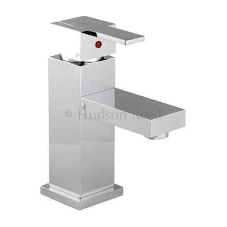 Designer Genna Single Lever Mono Bath Filler