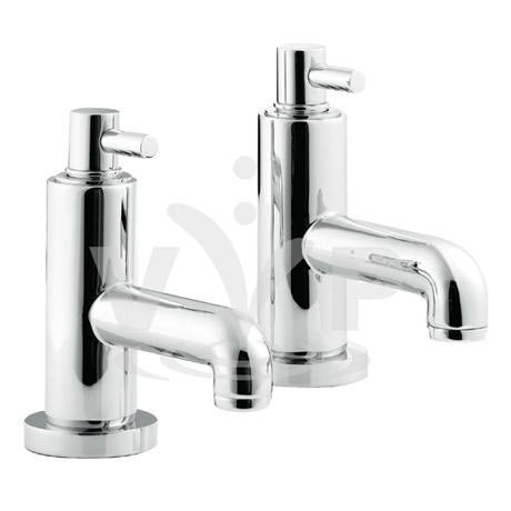 Minimalist Horizon Bath taps