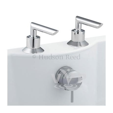 Designer Xeta Freeflow Bath Filler