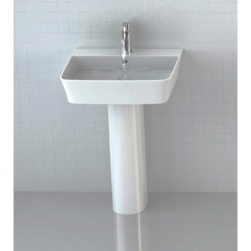 Britton Bathrooms Fine S Washbasin With Round Full Pedestal