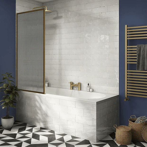 Bath with brass shower screen 