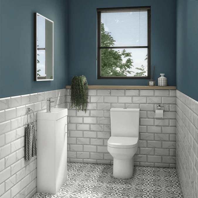 Small bathroom with blue walls