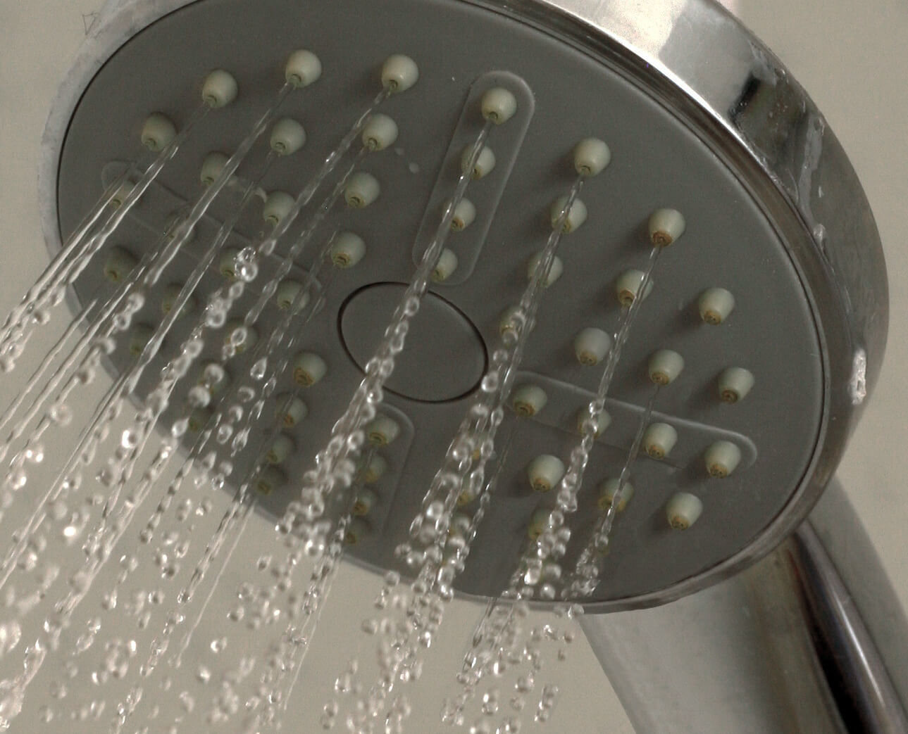 How to Clean a Shower Head: The 2 Best Methods to Get the Job Done