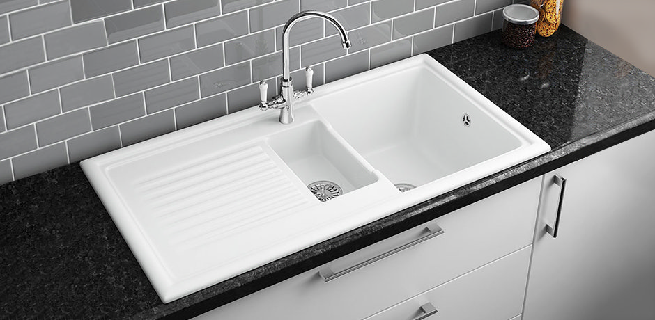 White Ceramic 1.5 Kitchen Sink