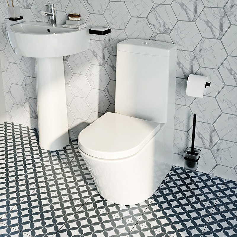 D-shape soft close toilet seat