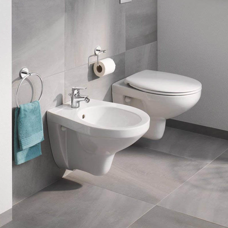  Grohe  Bau Rimless Wall  Hung  Toilet  with Soft Close Seat
