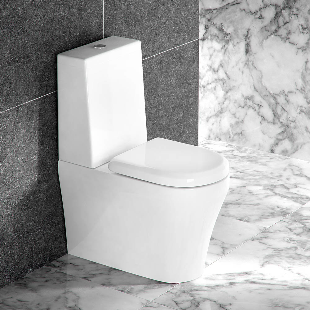 Britton Bathrooms Fine S40 Close Coupled Modern Toilet & Soft Close