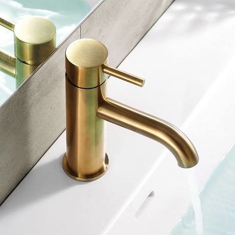 Jtp Vos Brushed Brass Single Lever Basin Mixer