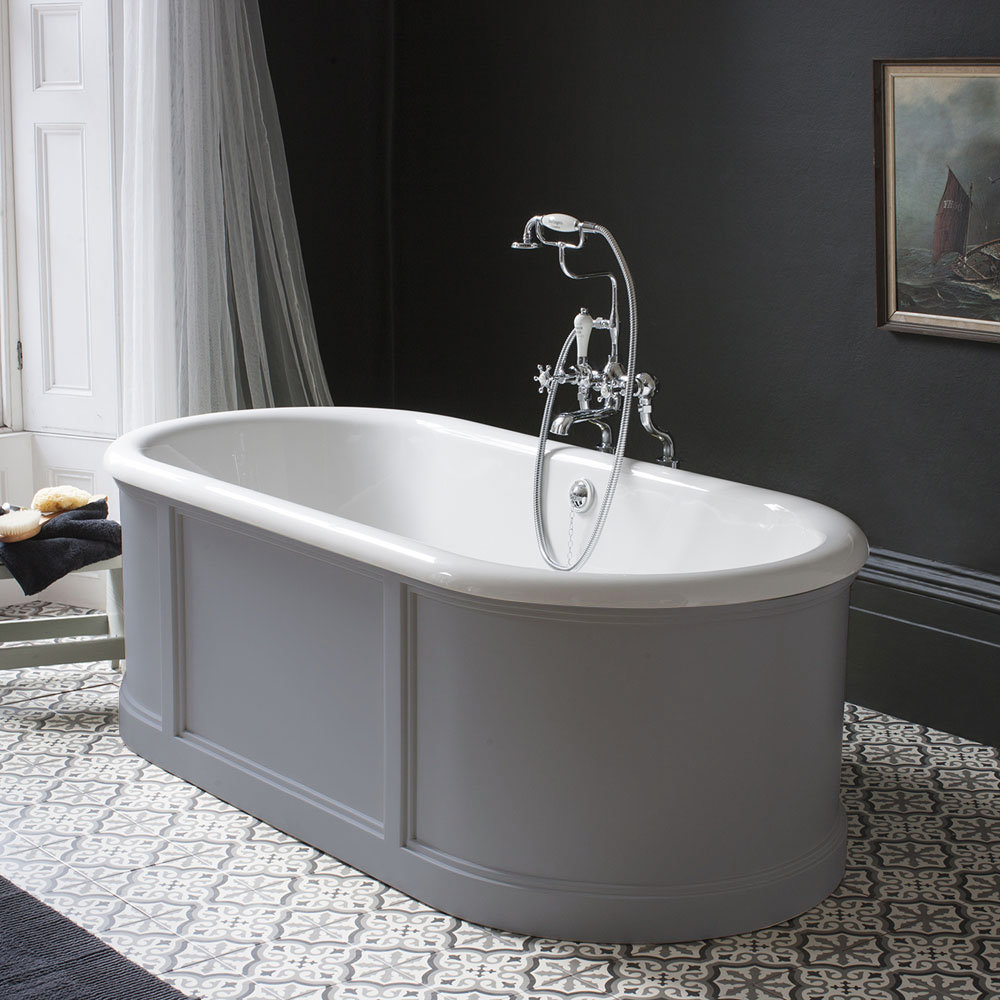 Burlington London 1800mm Bath with Curved Surround &amp; Waste - Classic Grey
