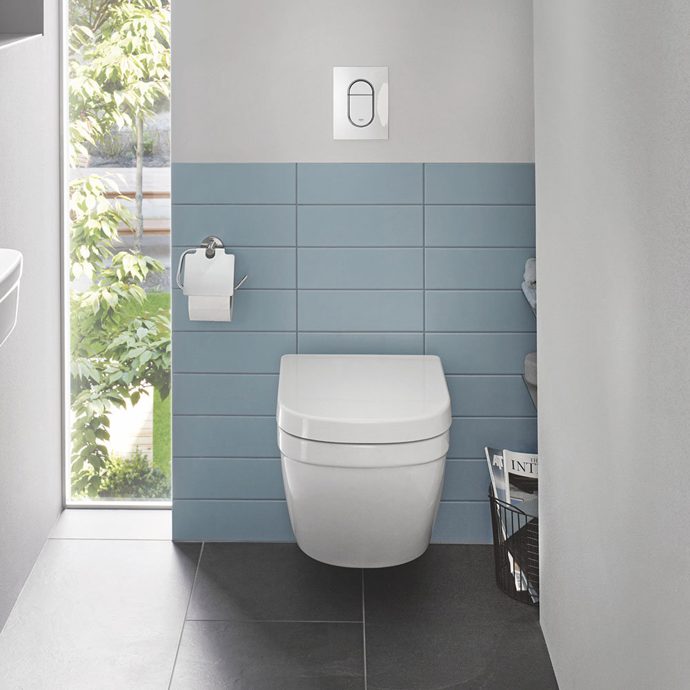  Grohe  Euro Compact Rimless Wall  Hung  Toilet  with Quick 
