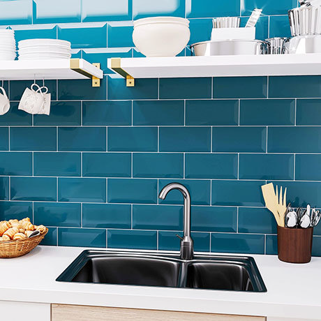 Victoria Metro Wall Tiles - Gloss Blue- 20 x 10cm | Victorian Plumbing UK