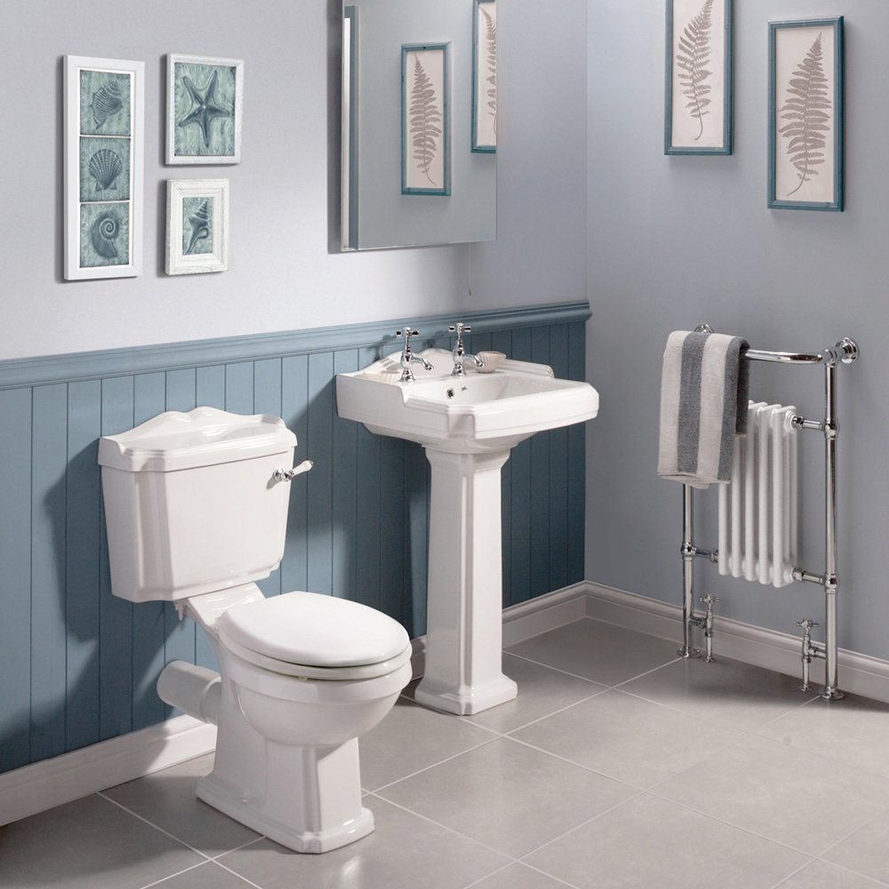 Oxford Close Coupled Traditional Toilet WC with Toilet Seat at