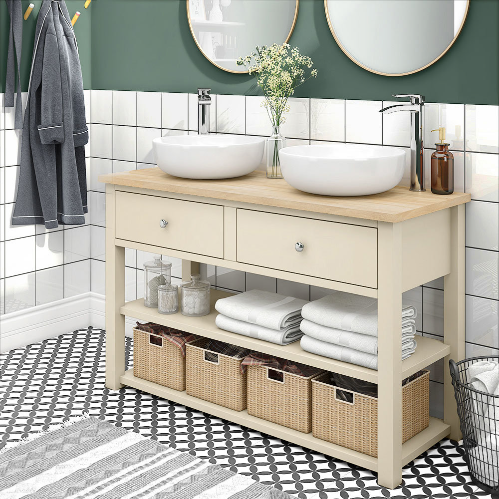 A Guide To Double Sink Bathrooms, What Size Mirrors For Double Sink Vanity Unit