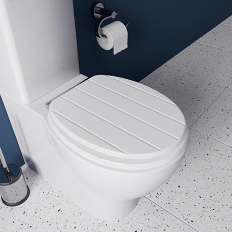 Croydex Portland White Sit Tight Toilet Seat with Soft Close and Quick Release - WL601122H