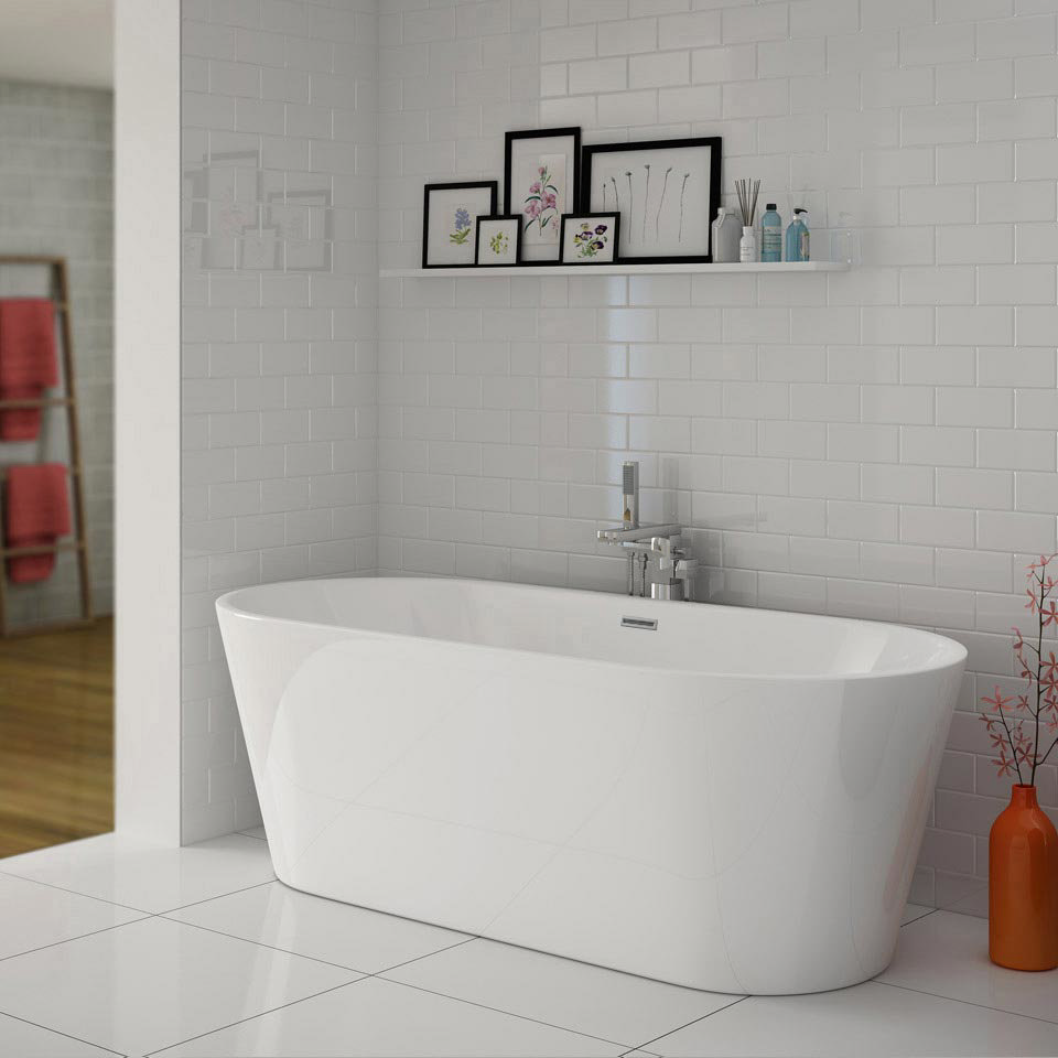 large double ended freestanding bath