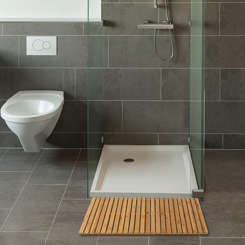wooden duckboard, dark bathroom, shower