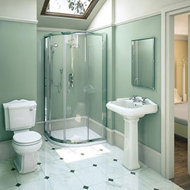 Oxford Traditional En Suite Bathroom Suite Medium Image