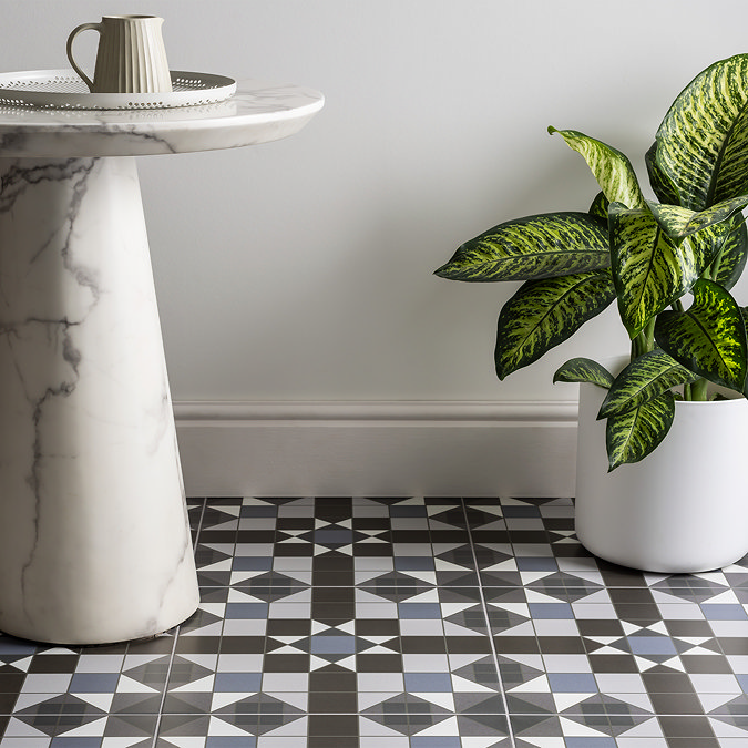 Alderford Blue Victorian Patterned Floor Tiles - 450 x 450mm