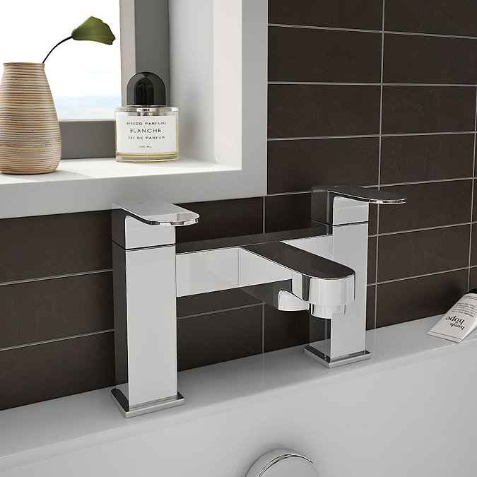 Amos Modern Bath Filler Feature Large Image