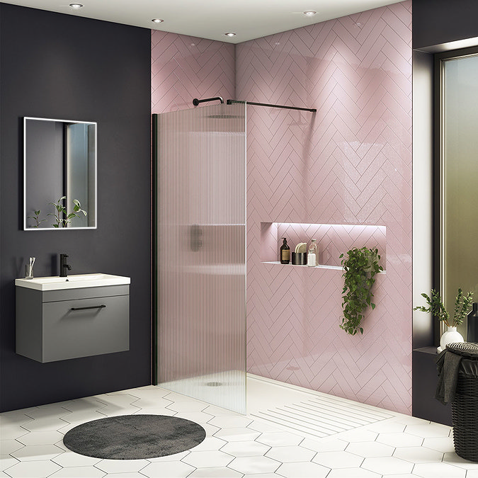 Arezzo 1400 x 900 Fluted Glass Matt Black Profile Wet Room (800mm Screen, Square Support Arm + Tray)