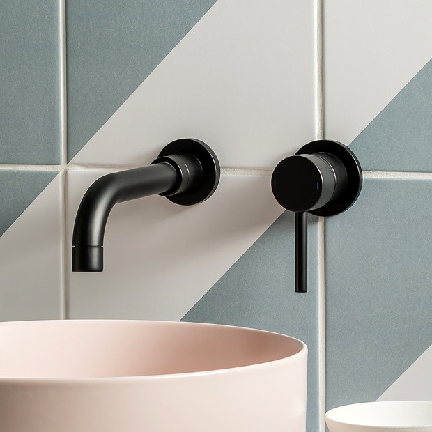 https://images.victorianplumbing.co.uk/products/arezzo-round-matt-black-wall-mounted-2th-basin-mixer-tap/mainimages/2wmtblk_l2.jpg?origin=2wmtblk_l2.png&w=620