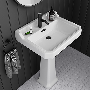 Arezzo Traditional 1 Tap Hole Basin + Pedestal 