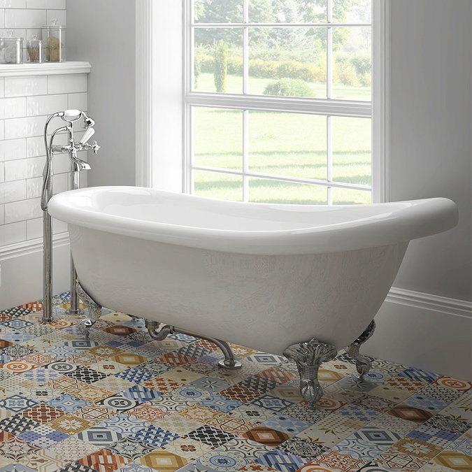 Astoria 1710 Roll Top Slipper Bath + Chrome Leg Set  In Bathroom Large Image