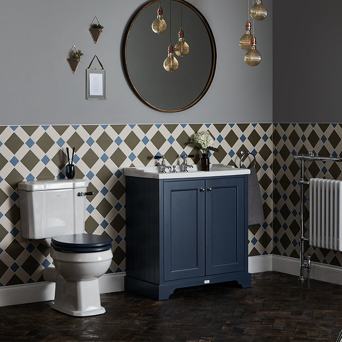 Bayswater Fitzroy Comfort Height Traditional Close Coupled Toilet with Ceramic Lever Flush  Profile 