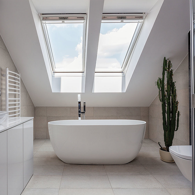 BC Designs Dinkee Freestanding Modern Bath 1500 x 780mm Feature Large Image
