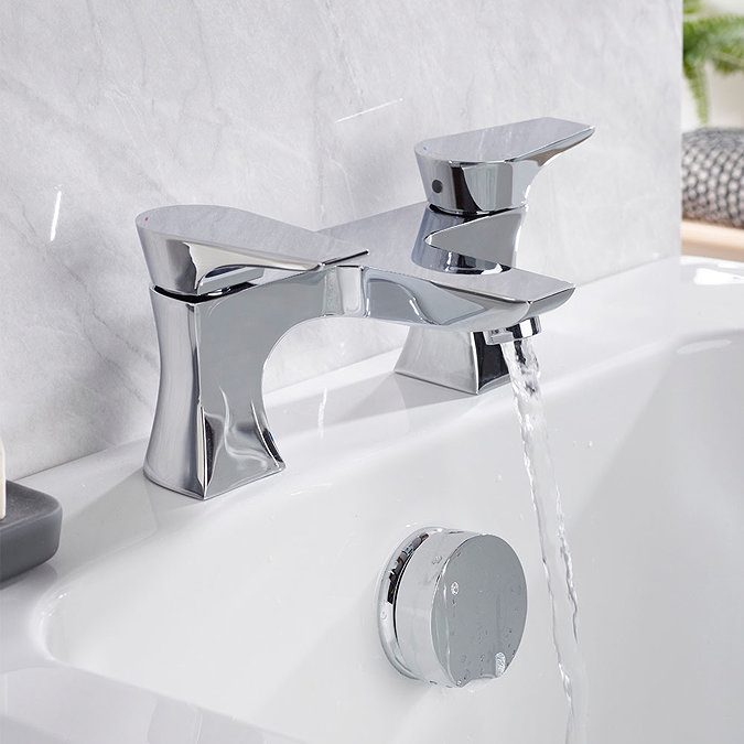 Bristan - Hourglass Contemporary Bath Filler - Chrome - HOU-BF-C  Feature Large Image