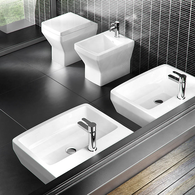 Britton Bathrooms - Cube S20 Back to Wall Bidet - 20.1953  In Bathroom Large Image