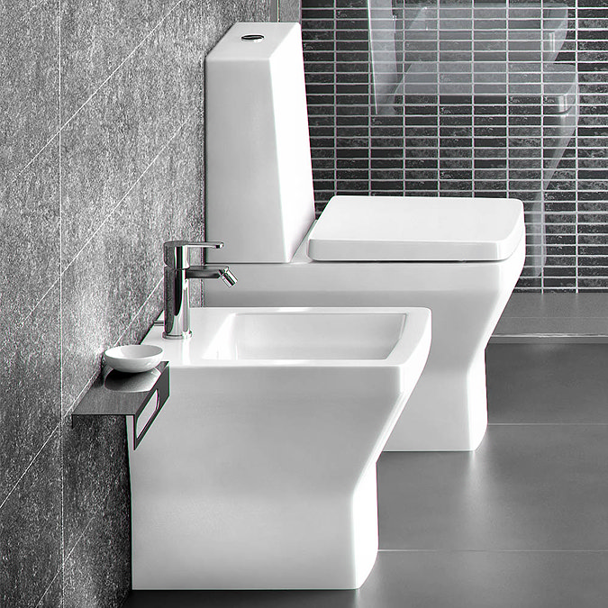 Britton Bathrooms - Cube S20 Close Coupled Toilet with One Piece Cistern & Soft Close Seat  Standard Large Image