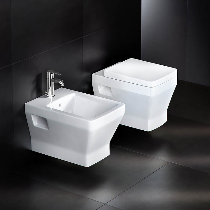 Britton Bathrooms - Cube S20 Wall Hung Bidet - 20.1951  Feature Large Image