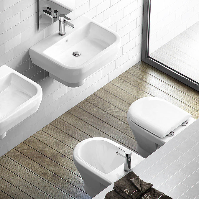 Britton Bathrooms - Curve Wall hung WC with soft close seat In Bathroom Large Image