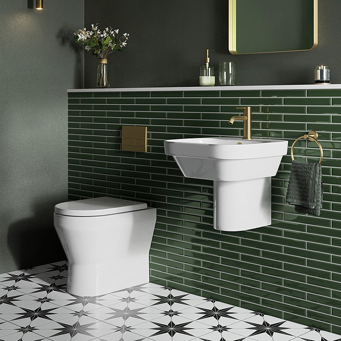 Britton Bathrooms Curve2 Rimless Back-to-Wall Pan + Soft Close Seat  Feature Large Image