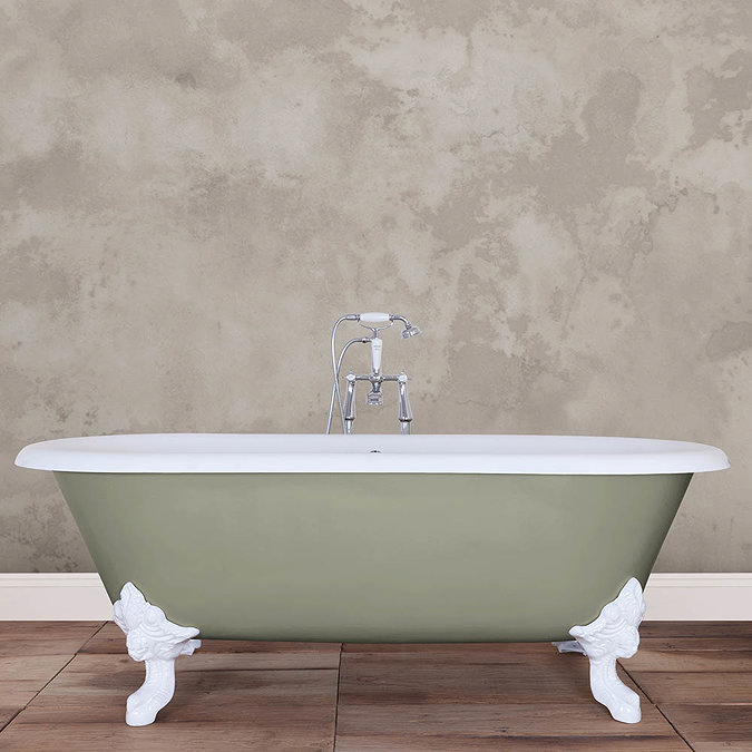 JIG Cartmel Cast Iron Roll Top Bath (1850x800mm) with White Feet  In Bathroom Large Image