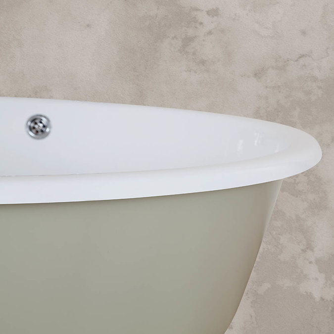 JIG Drum Round Cast Iron Bath (1325x520mm)  Feature Large Image