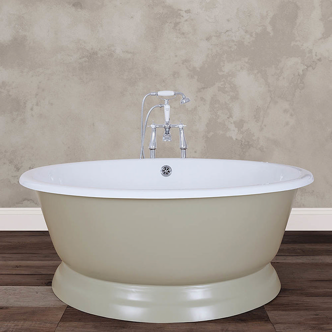 JIG Drum Round Cast Iron Bath (1325x520mm)  In Bathroom Large Image