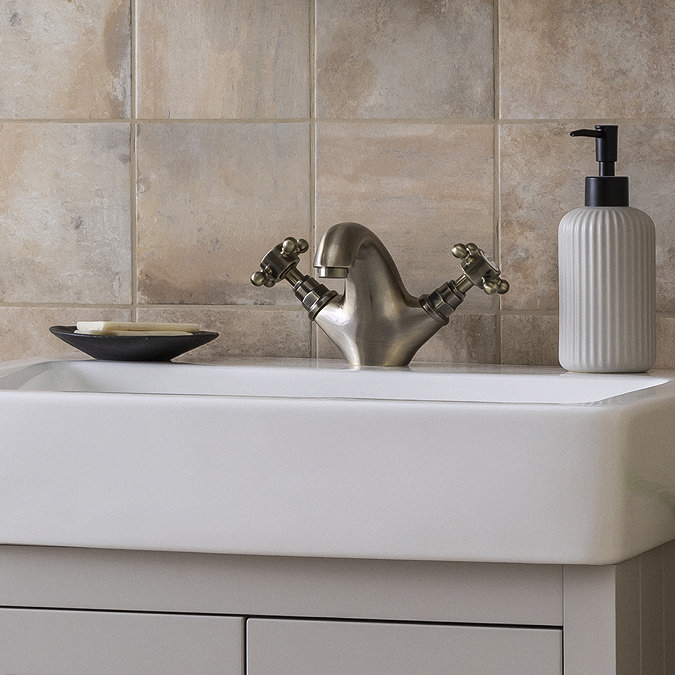 Chatsworth Antique Brass & White Complete Bathroom Suite