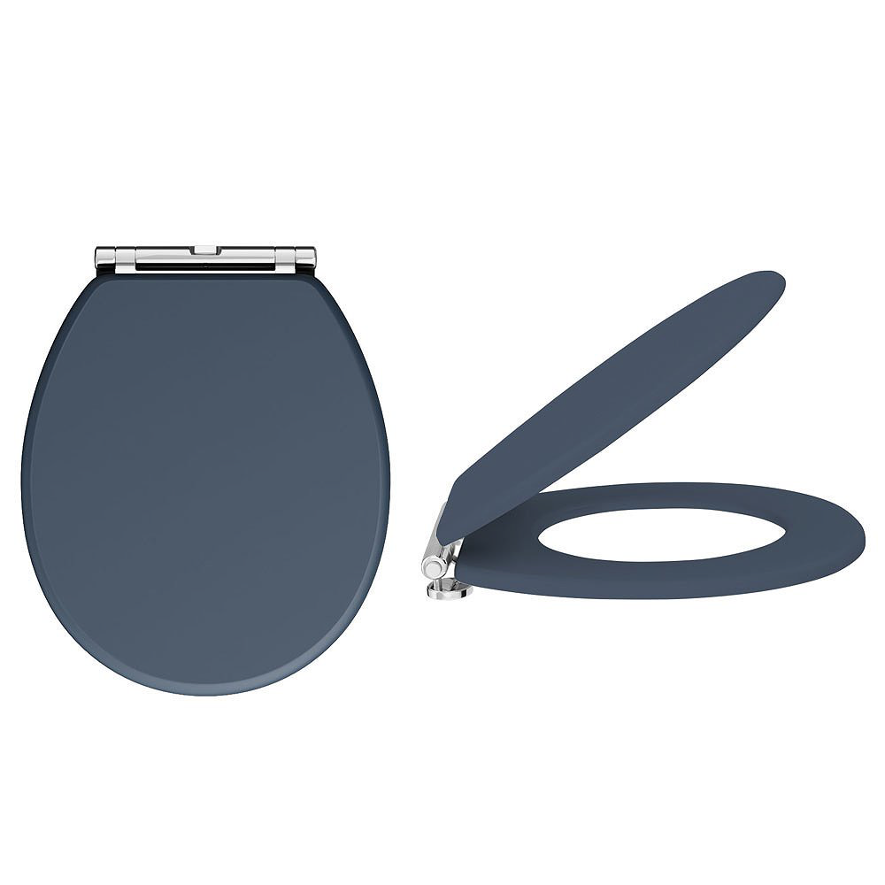 Chatsworth Close Coupled Traditional Toilet + Soft Close Seat