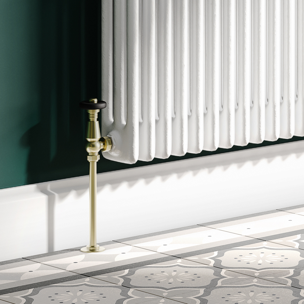 Chatsworth Traditional Brushed Brass & Black Thermostatic Radiator ...