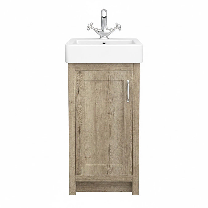Chatsworth Traditional Natural Oak Vanity – 425mm Wide with Chrome Handle
