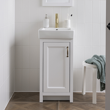 Chatsworth Traditional White Vanity - 425mm Wide