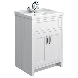 Chatsworth Traditional White Vanity 620mm Wide with Chrome Handles
