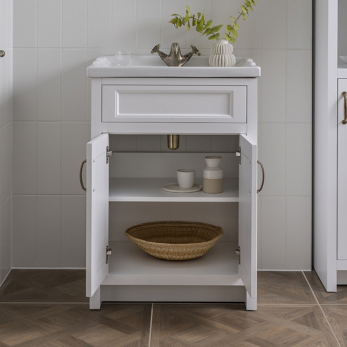 Chatsworth Traditional White Vanity 620mm Wide with Matt Black Handles