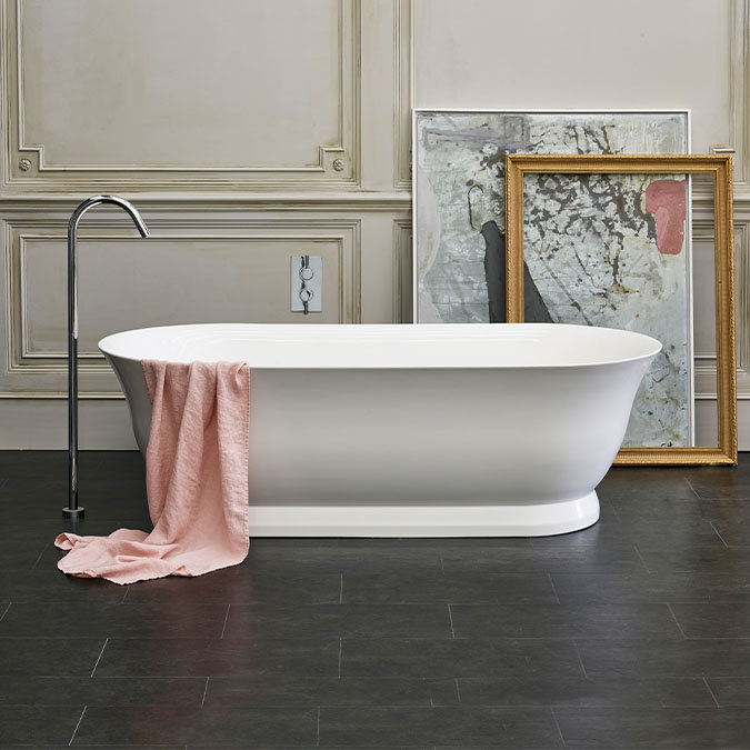 thumbnail image 2 of The Flynn 2K Bathtub Paint – High Gloss White, UV Resistant, Indoor/Outdoor Use (1L-20L) 2 of 6