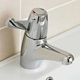 Commercial lever taps