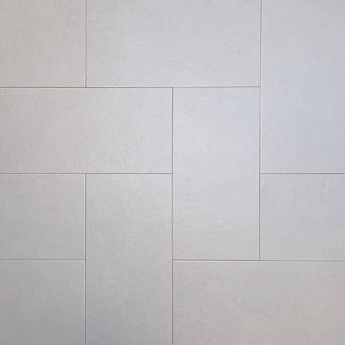 Contra White Stone Effect Wall Tiles - 250 x 500mm