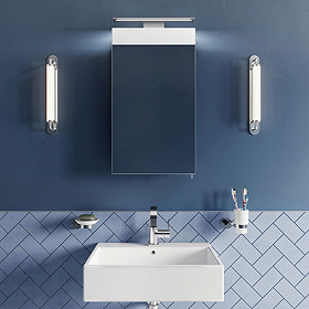 Croydex Jefferson Hang N Lock Single Door Illuminated Mirror Cabinet with Shaver Socket 700 x 400mm 