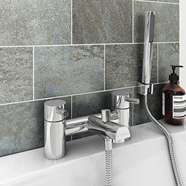 Cruze Contemporary Bath Shower Mixer with Shower Kit - Chrome Medium Image